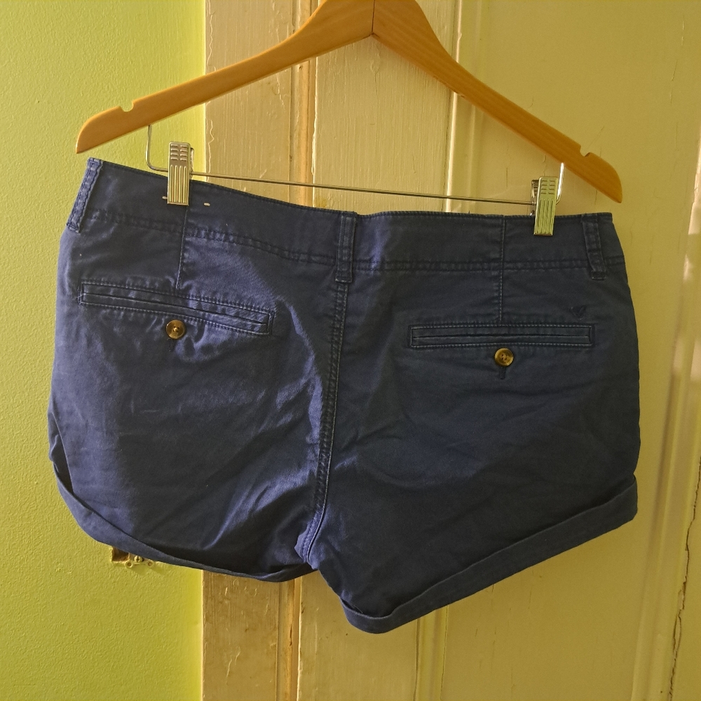 American Eagle Women's Shorts - Picture 7 of 13